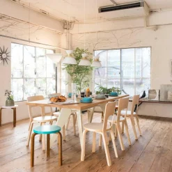 66 Stuhl Gestell klar lackiert