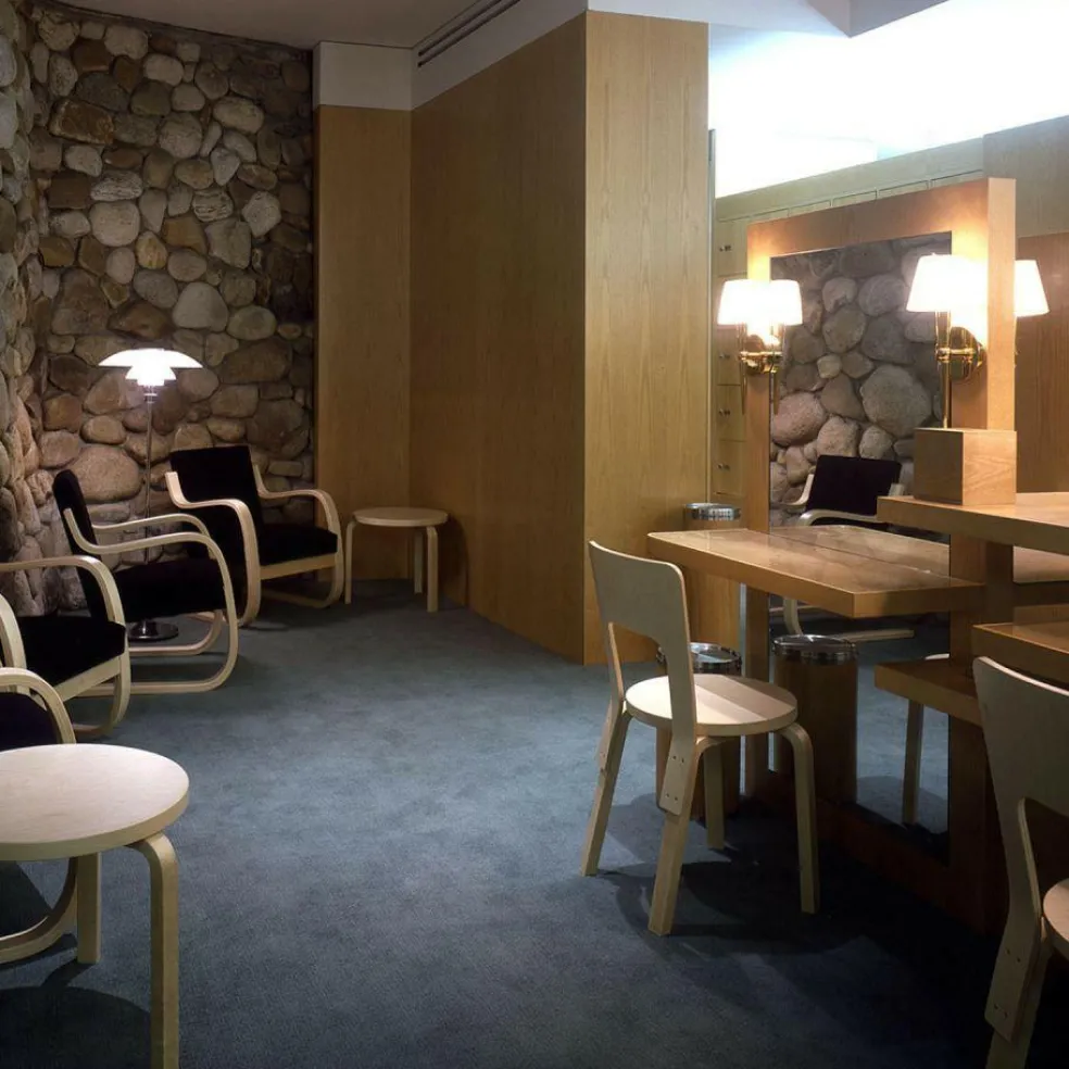 66 Stuhl Gestell klar lackiert