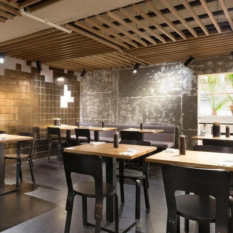 66 Stuhl Gestell lackiert