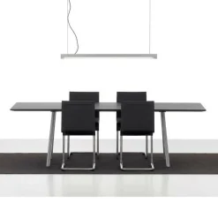 .05 Stuhl nicht stapelbar