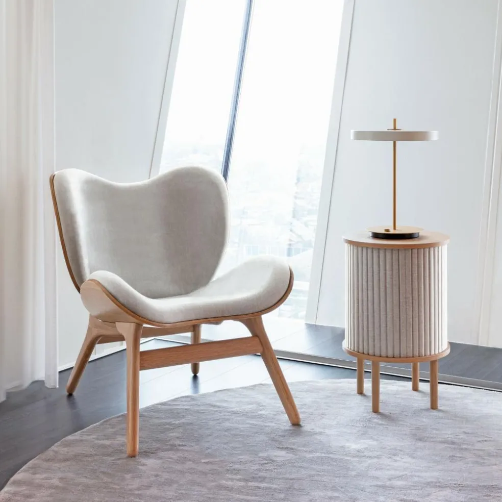 A Conversation Piece Sessel