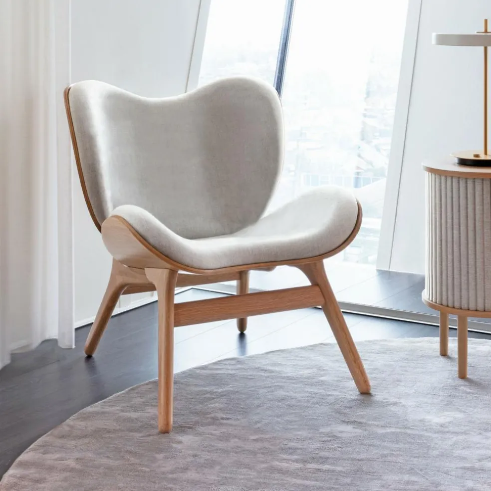 A Conversation Piece Sessel