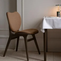 A Conversation Piece Stuhl Gestell Walnuss