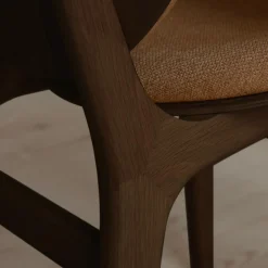 A Conversation Piece Stuhl Gestell Eiche dunkel