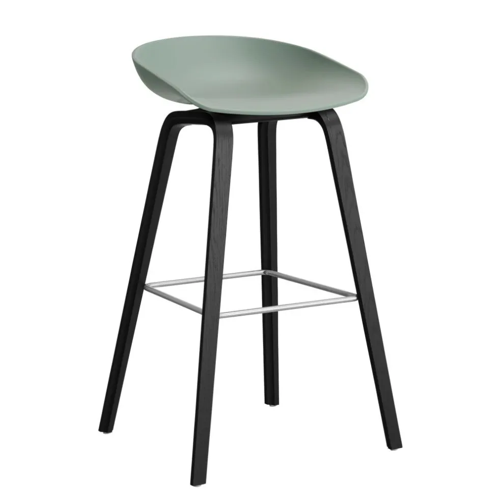 AAS 32 2.0 Barhocker hoch Eiche schwarz lackiert