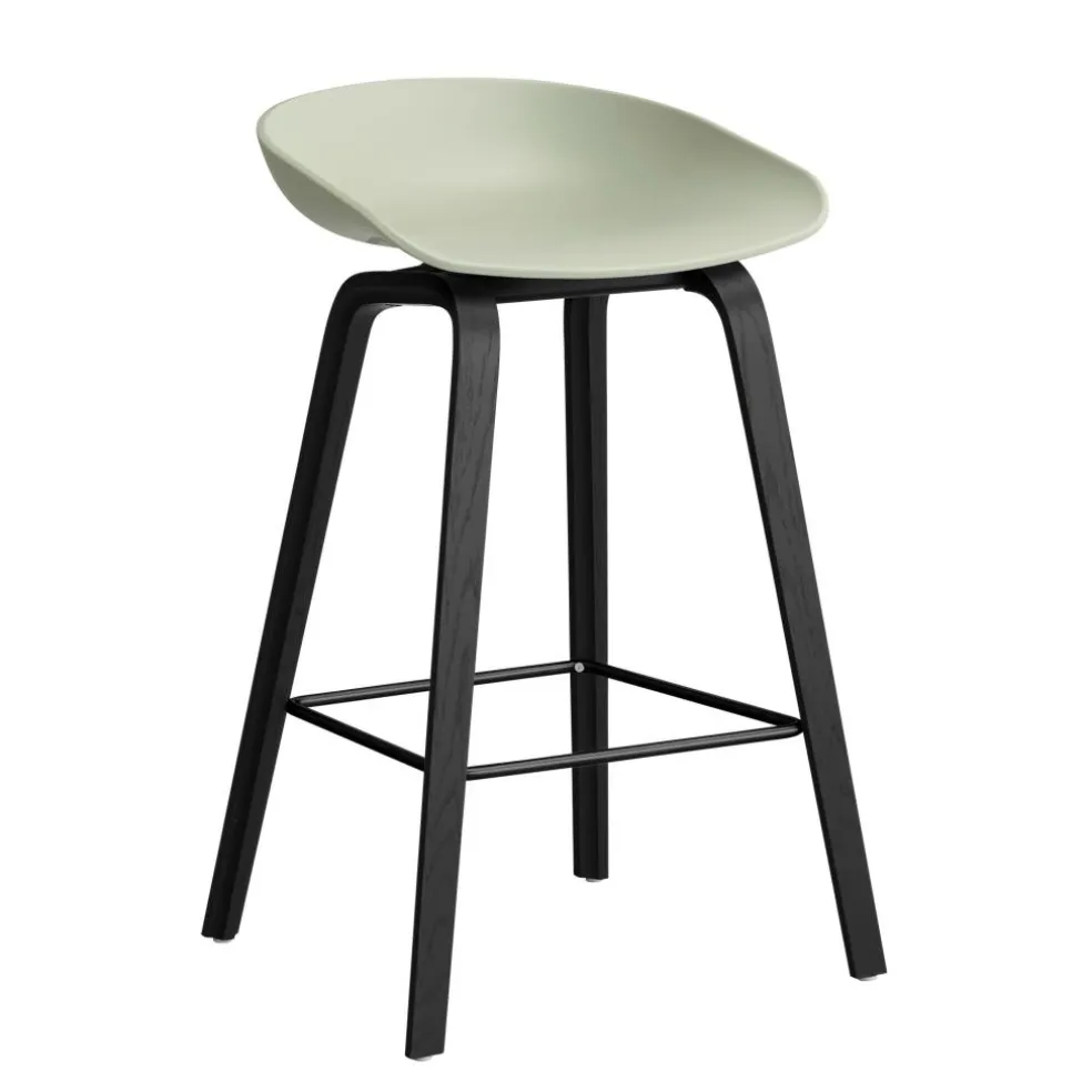 AAS 32 2.0 Barhocker niedrig Eiche schwarz lackiert