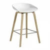 AAS 32 2.0 Barhocker niedrig Eiche lackiert
