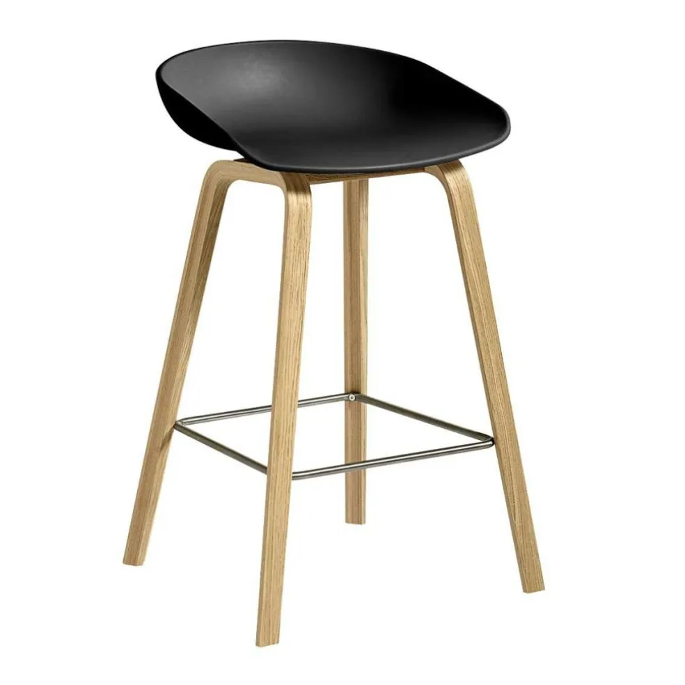 AAS 32 2.0 Barhocker niedrig Eiche lackiert