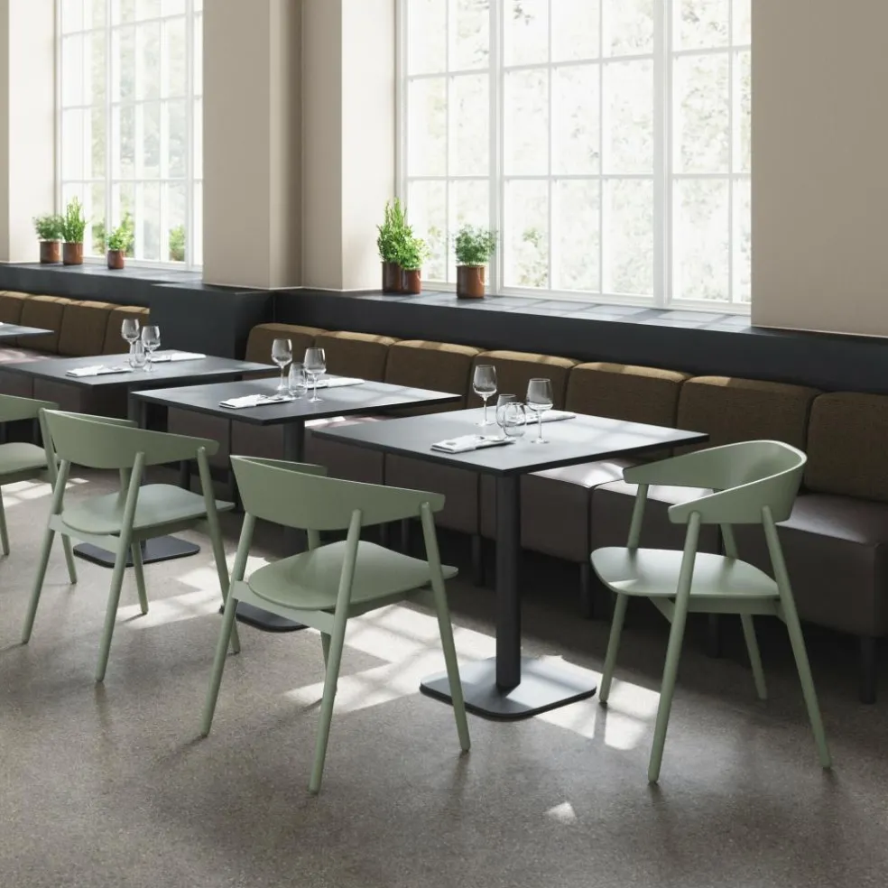 AC2 Armlehnstuhl Buche