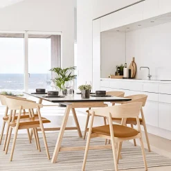 AC2 Armlehnstuhl Leder Gestell Eiche