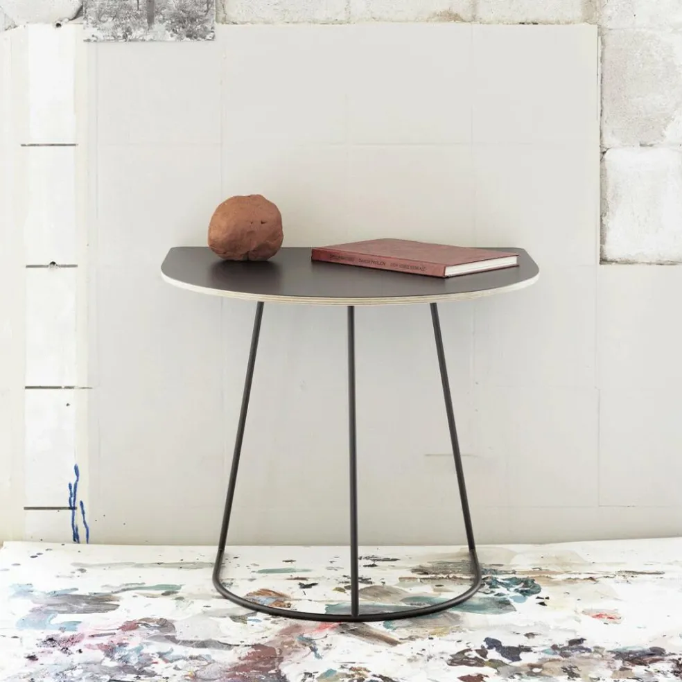 Airy Half Couchtisch