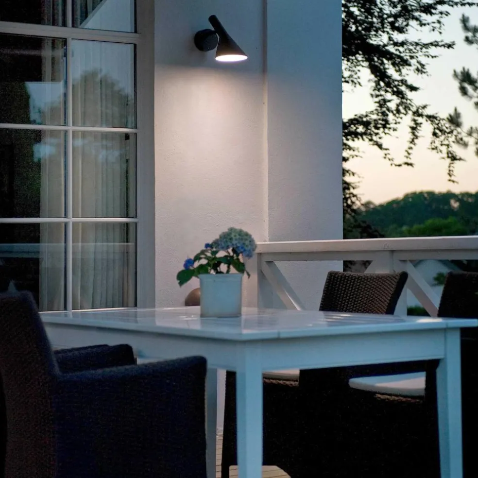 AJ 50 LED Außenwandleuchte