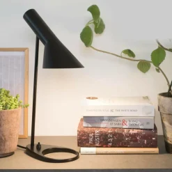 AJ Mini Tischleuchte