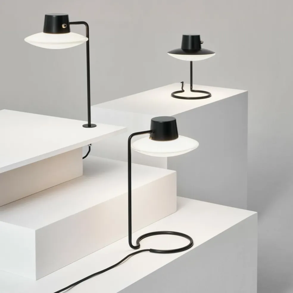 AJ Oxford Tischleuchte mit Pin