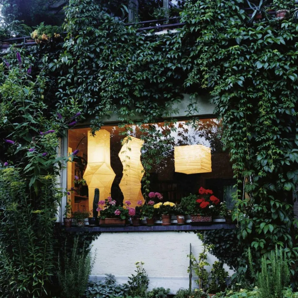 Akari UF4-33N Stehleuchte