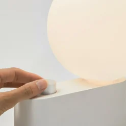 Alumina Tisch-/Wandleuchte + Sphere IV LED E27 Dim To Warm