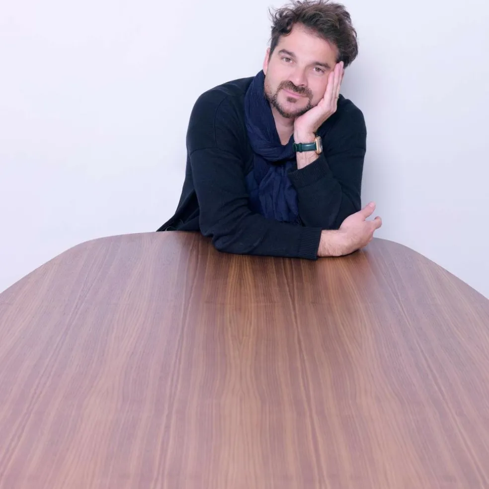 Analog™ JH83 Esstisch 245x105cm