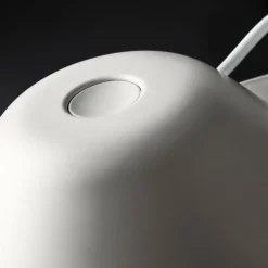 AQ01™ LED Tischleuchte