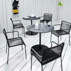 Aria S43 Armlehnstuhl Gestell schwarz stapelbar