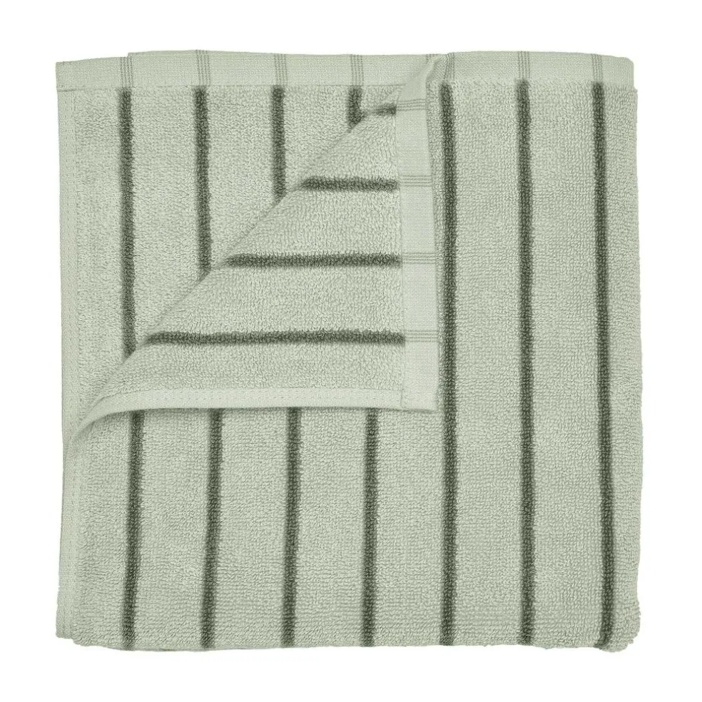 Arto Badetuch dünne Streifen 140x70cm