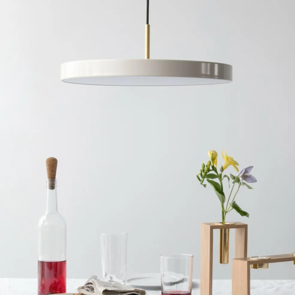 Asteria LED Pendelleuchte Messing