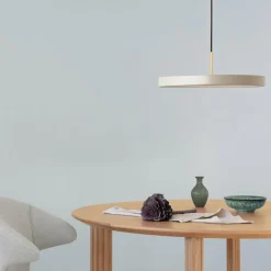 Asteria LED Pendelleuchte Messing