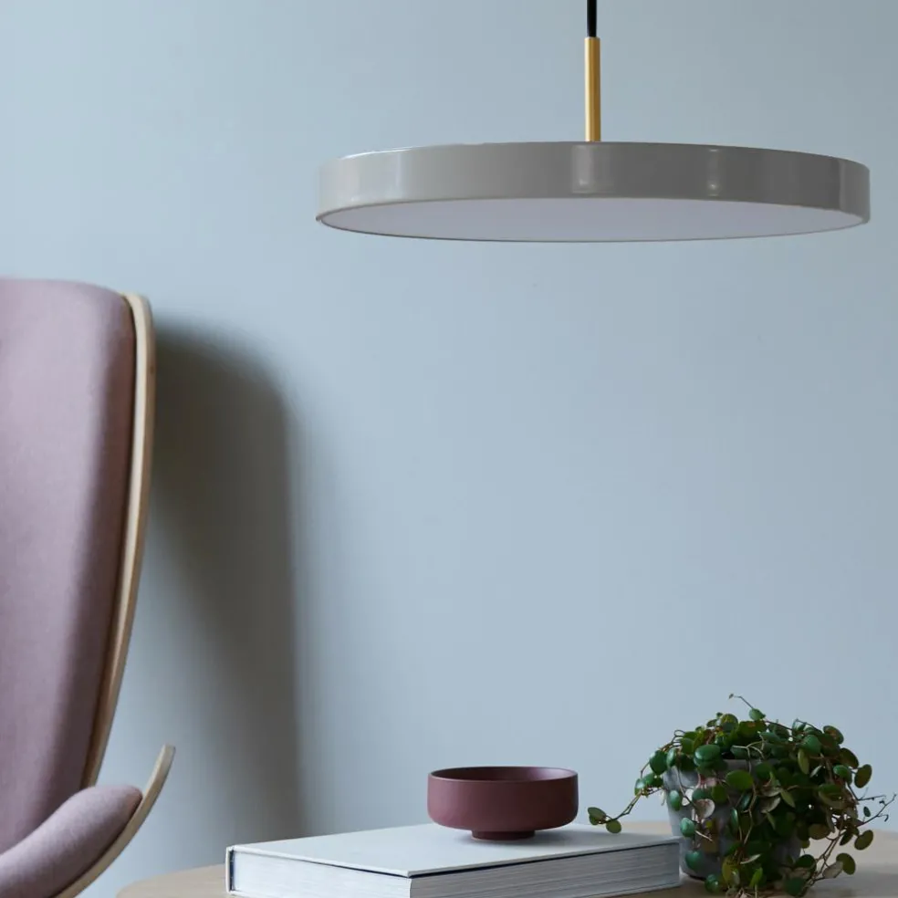 Asteria LED Pendelleuchte Messing