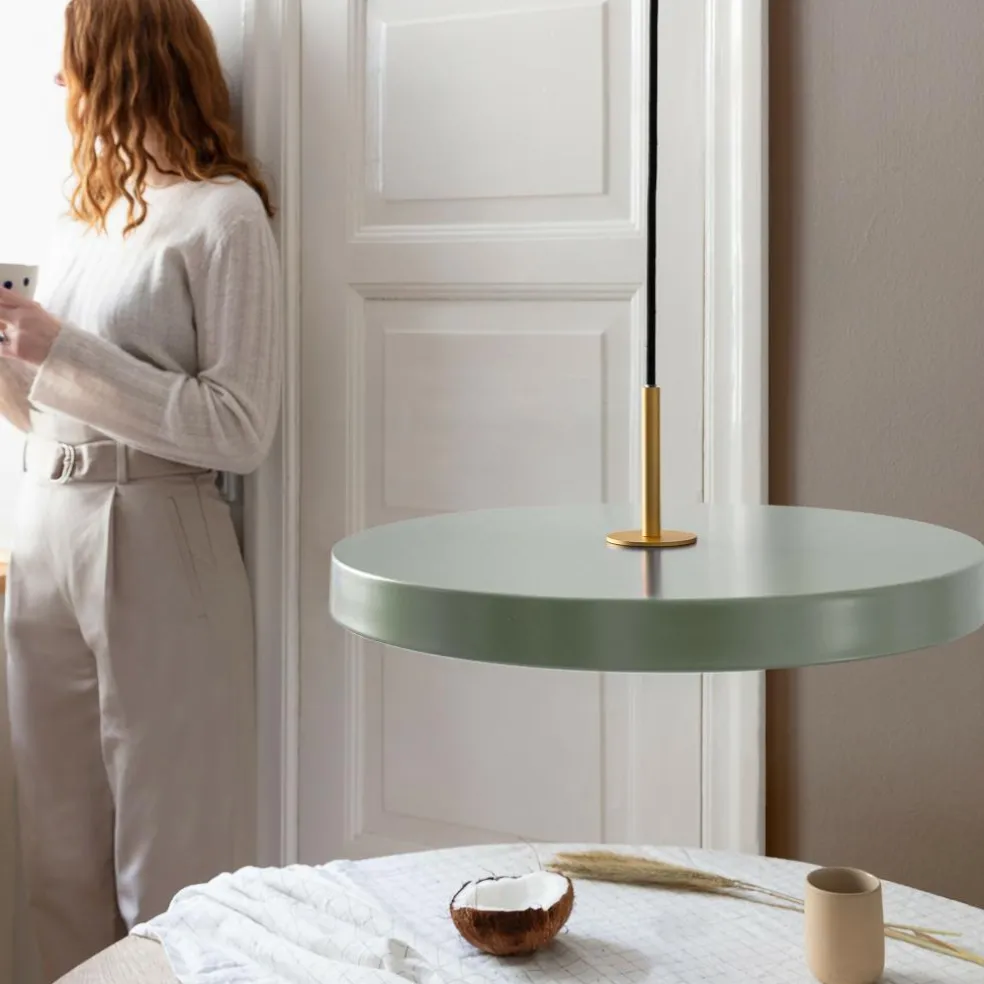 Asteria LED Pendelleuchte Messing