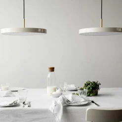 Asteria Mini LED Pendelleuchte Messing