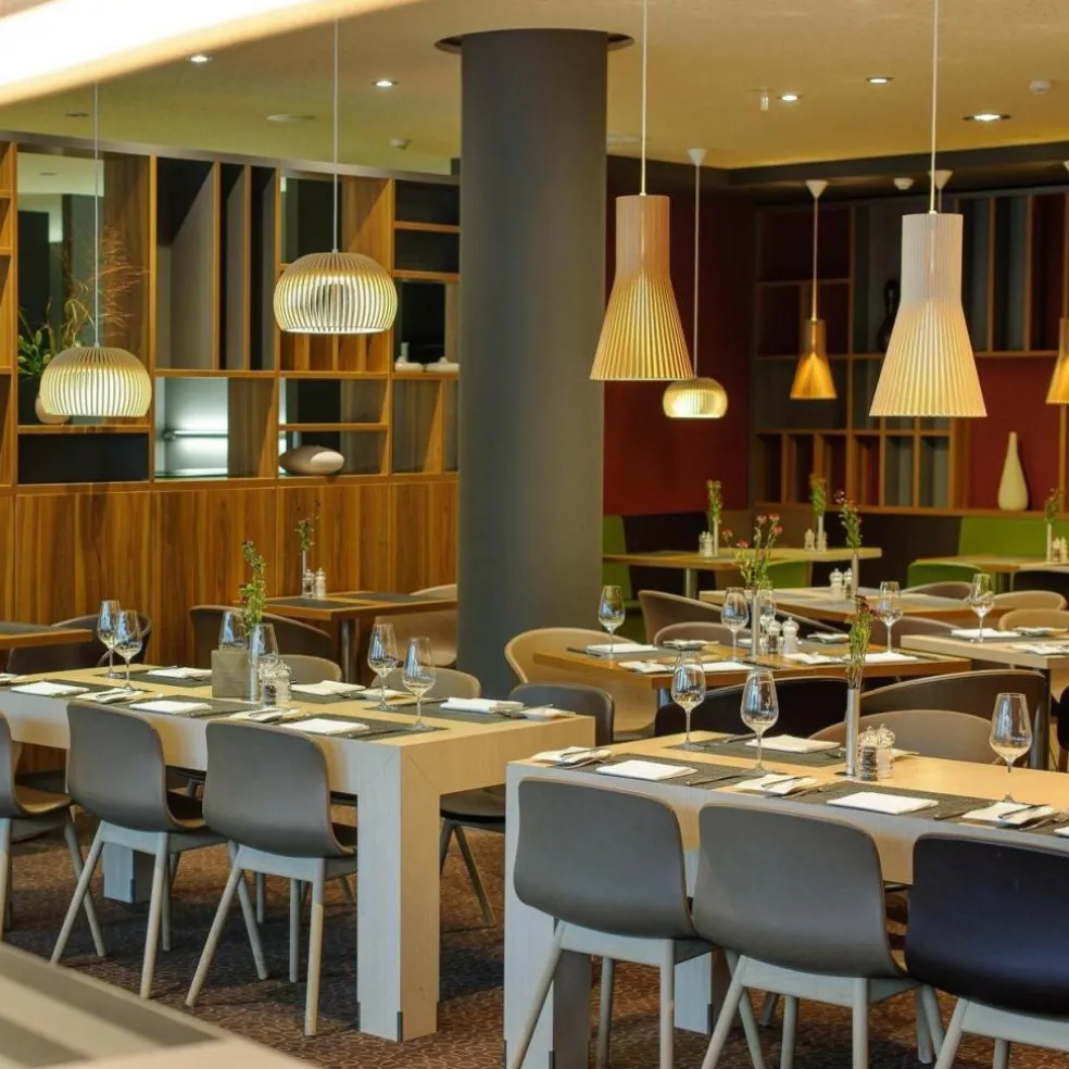 Atto 5000 LED Pendelleuchte