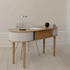 Audacious Schreibtisch