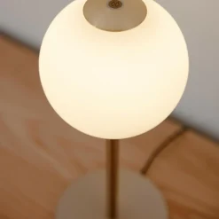 Audrey LED Tischleuchte