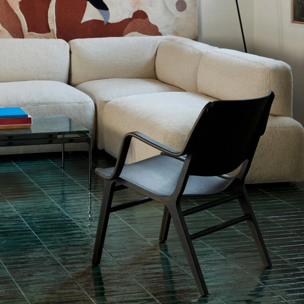 AX HM11 Lounge Chair mit Armlehnen