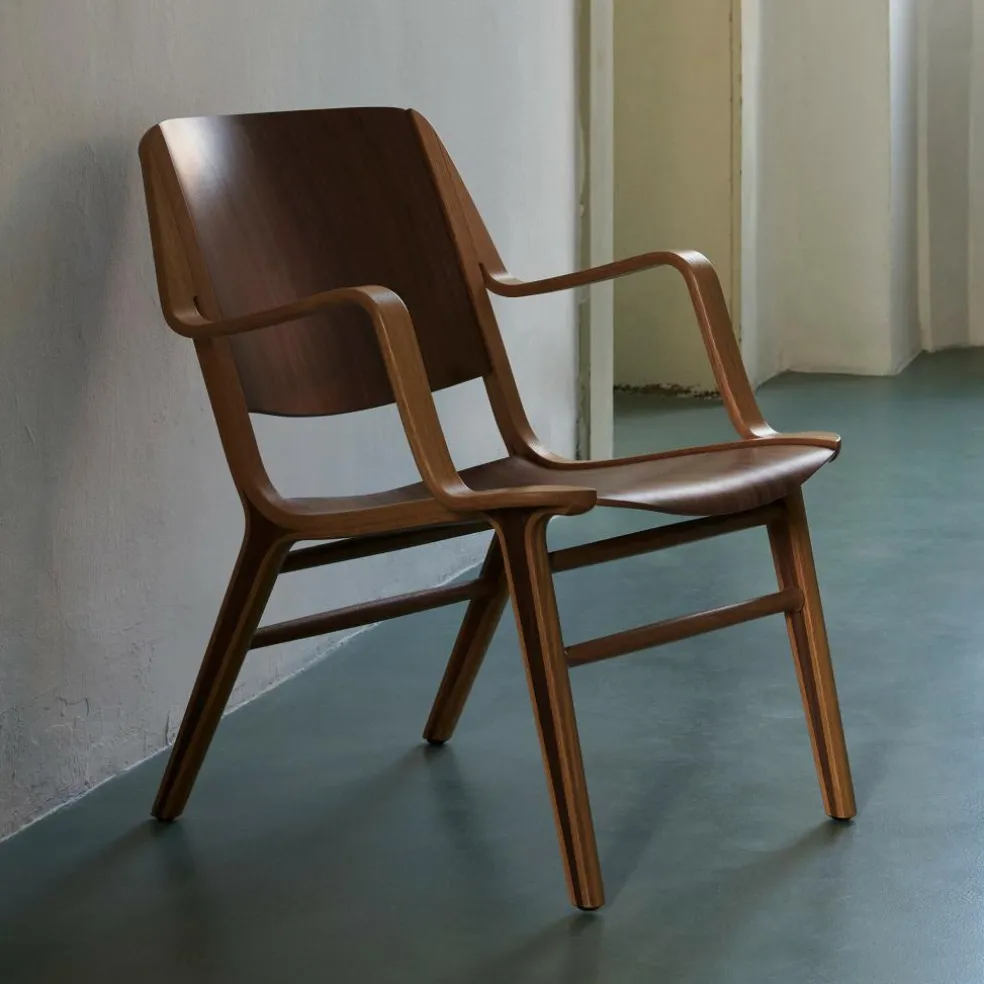 AX HM11 Lounge Chair mit Armlehnen