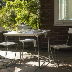 B31 84 Gartenesstisch klappbar 92x84cm Eiche