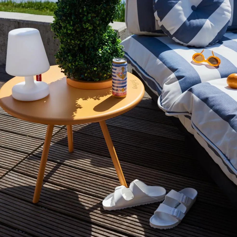 Bakkes Beistelltisch