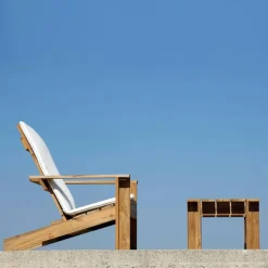 Batten Teakholz Beistelltisch