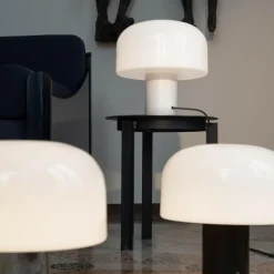 Bellhop Glass Tischleuchte