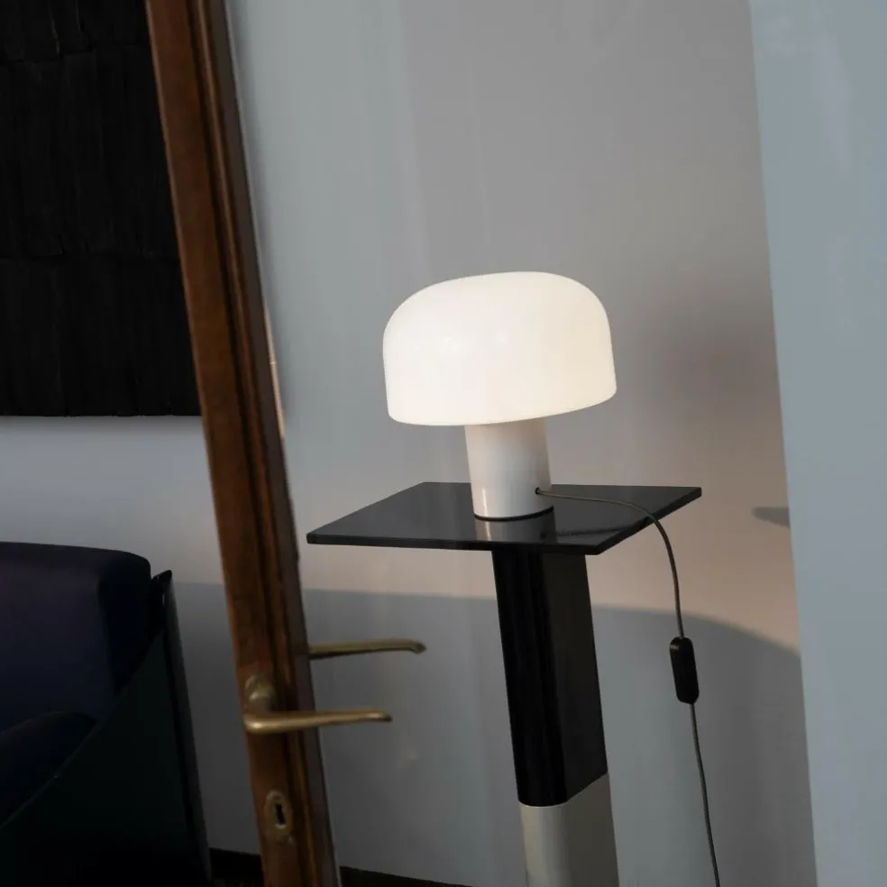 Bellhop Glass Tischleuchte