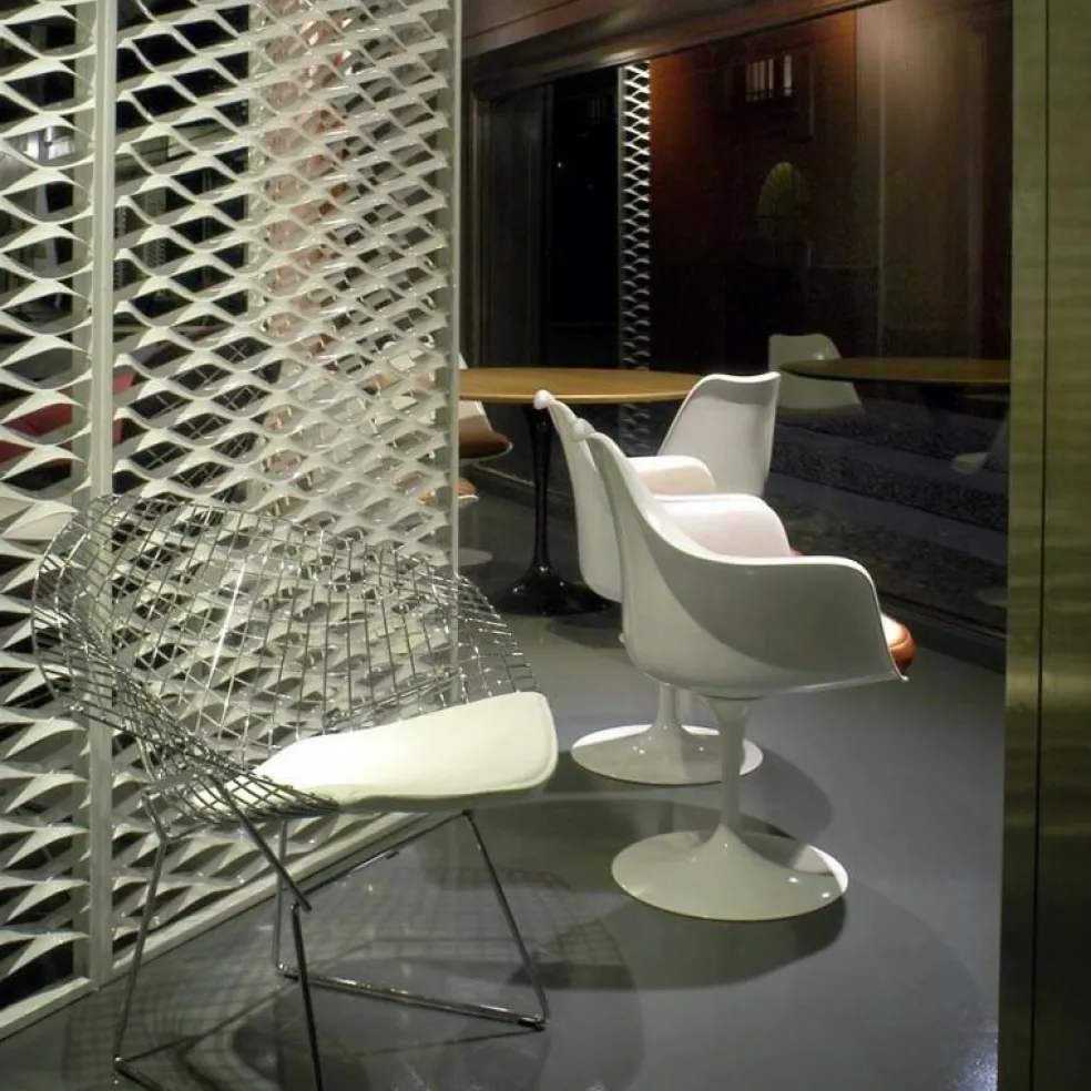 Bertoia Diamond Sessel mit Sitzkissen