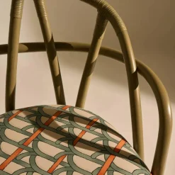 Bistra Armlehnstuhl Gestell Oliv