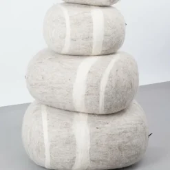 Béla Kieselstein Pouf