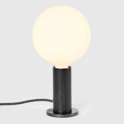 Blackened Oak Knuckle Tischleuchte mit Sphere IV Dim To Warm