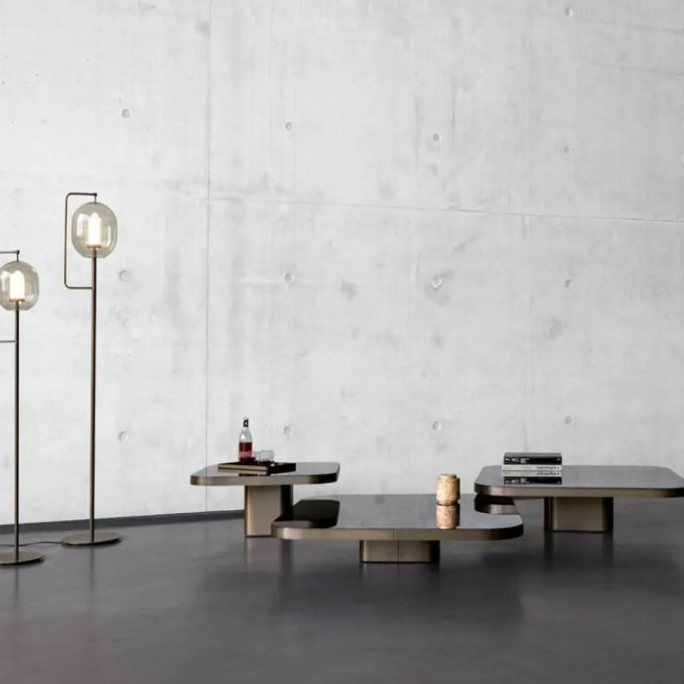 Bow No. 4 Couchtisch 100x100x19cm