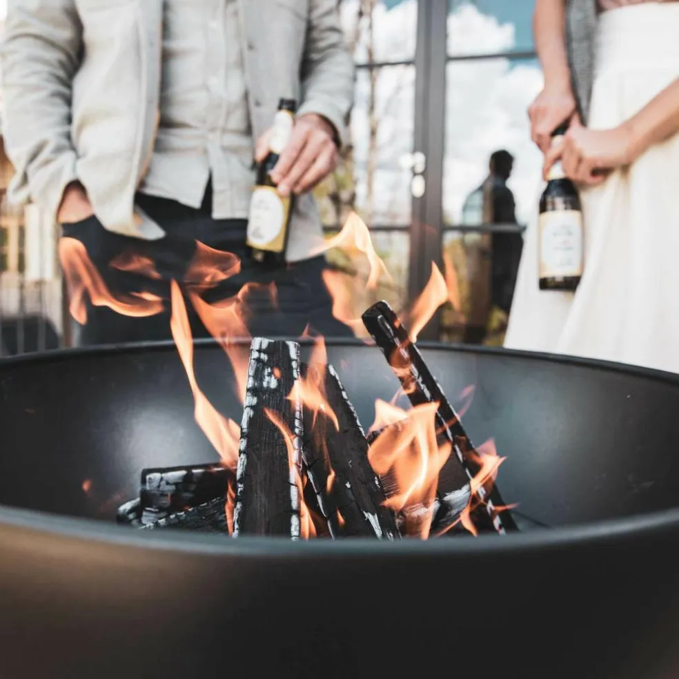 Bowl 57 Feuerschale mit Dreibein