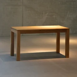 Cana Massivholz-Esstisch