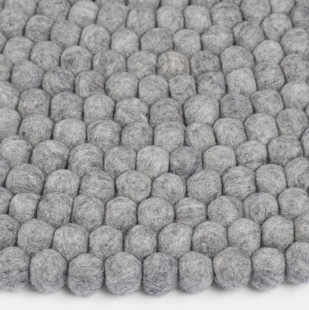 Carl Filzkugelteppich