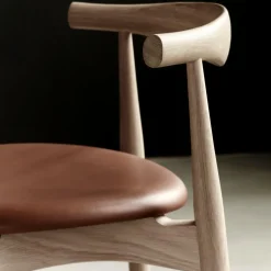 CH20 Elbow Chair