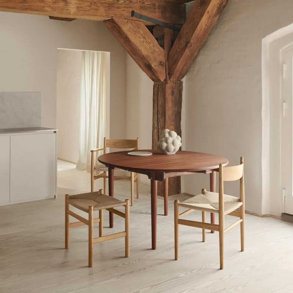 CH337 Esstisch oval 140x115x72cm ausziehbar