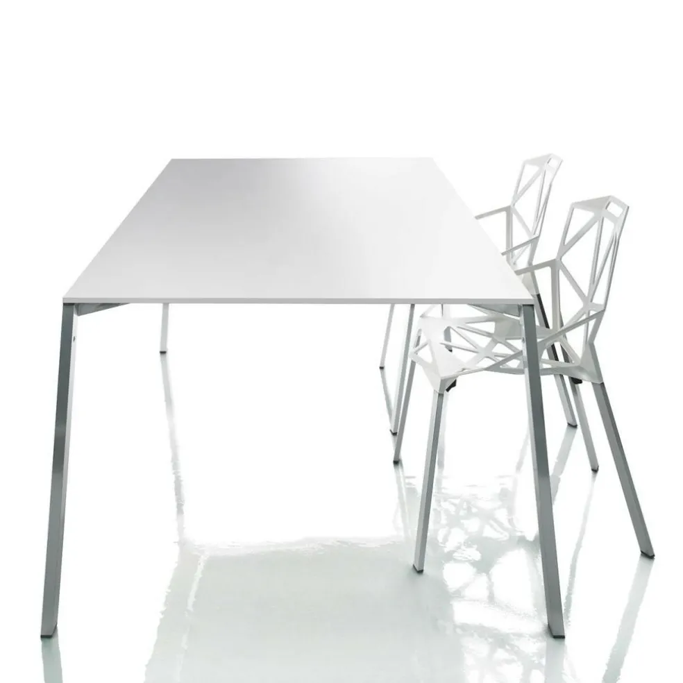 Chair One Stuhl stapelbar